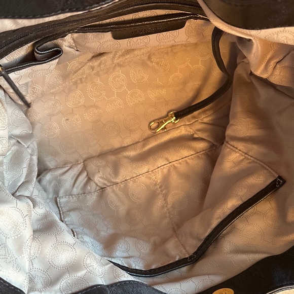 MICHAEL Michael Kors Vanessa Dark Brown Pebbled Leather Medium Shoulder Tote Bag - Picture 8 of 16